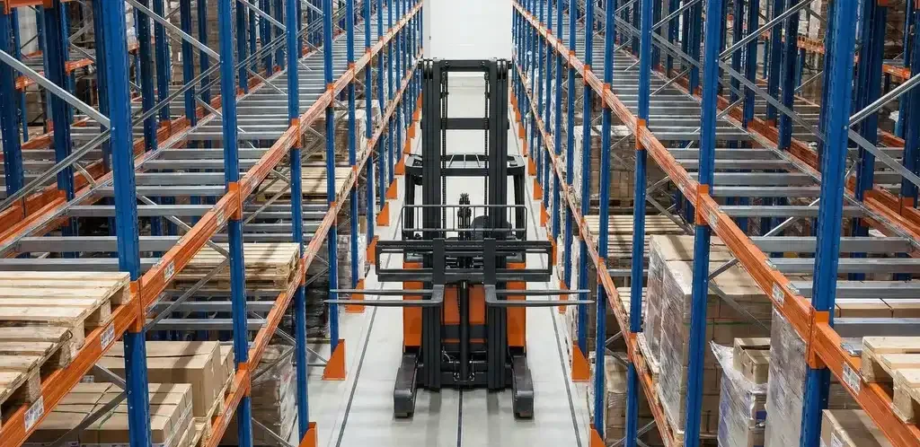 Narrow Aisles and VNA Equipment
