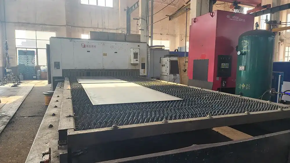 Laser cutting