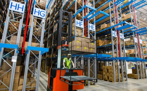 Narrow aisle racking VNA rack factory and manufacturers